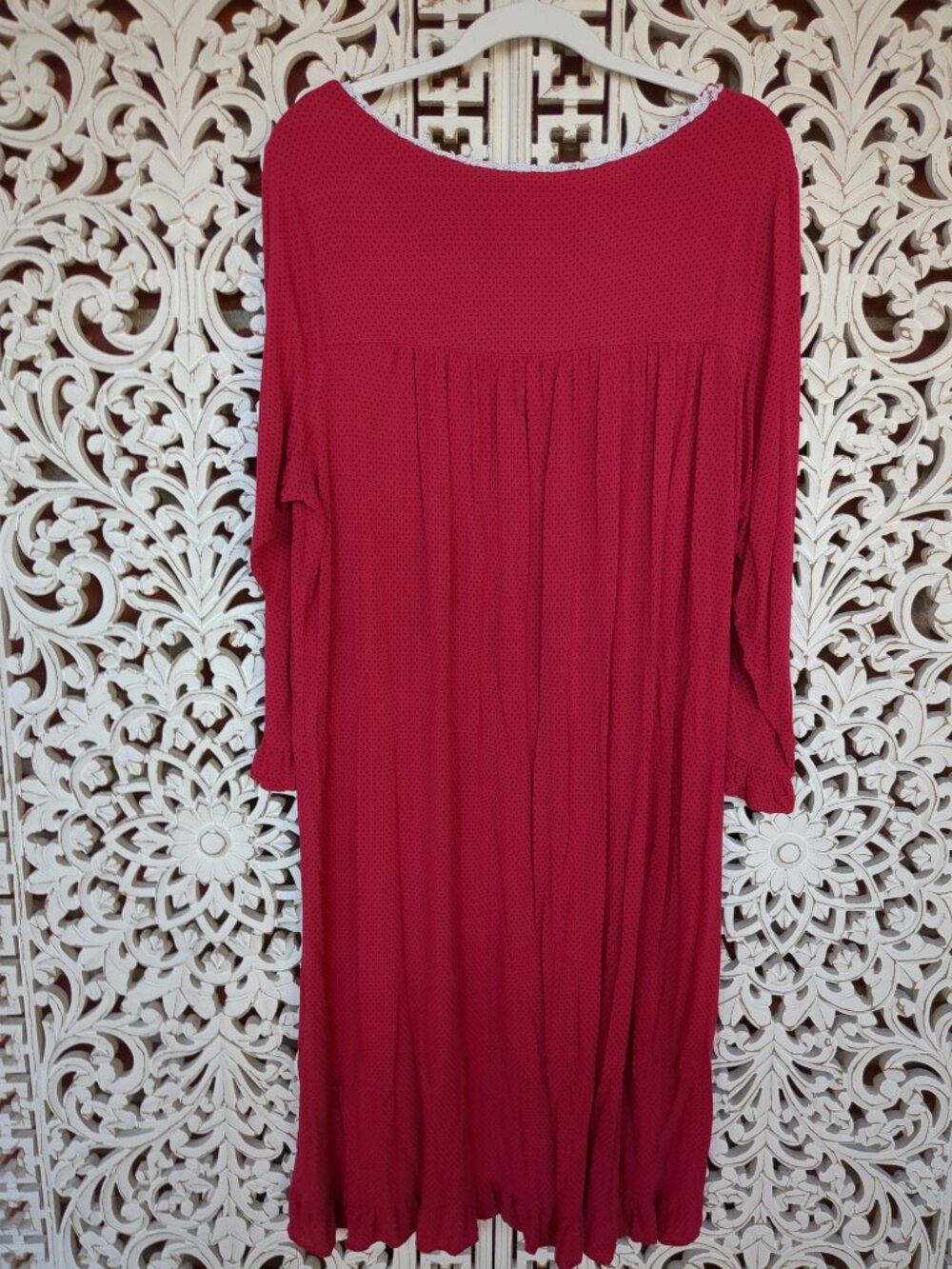 Vintage Comfy Soft Long Ruffled Sleeve Nightgown - Picture 4 of 10